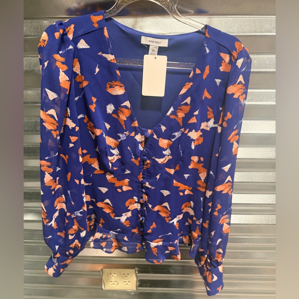 Nine West XS blouse
